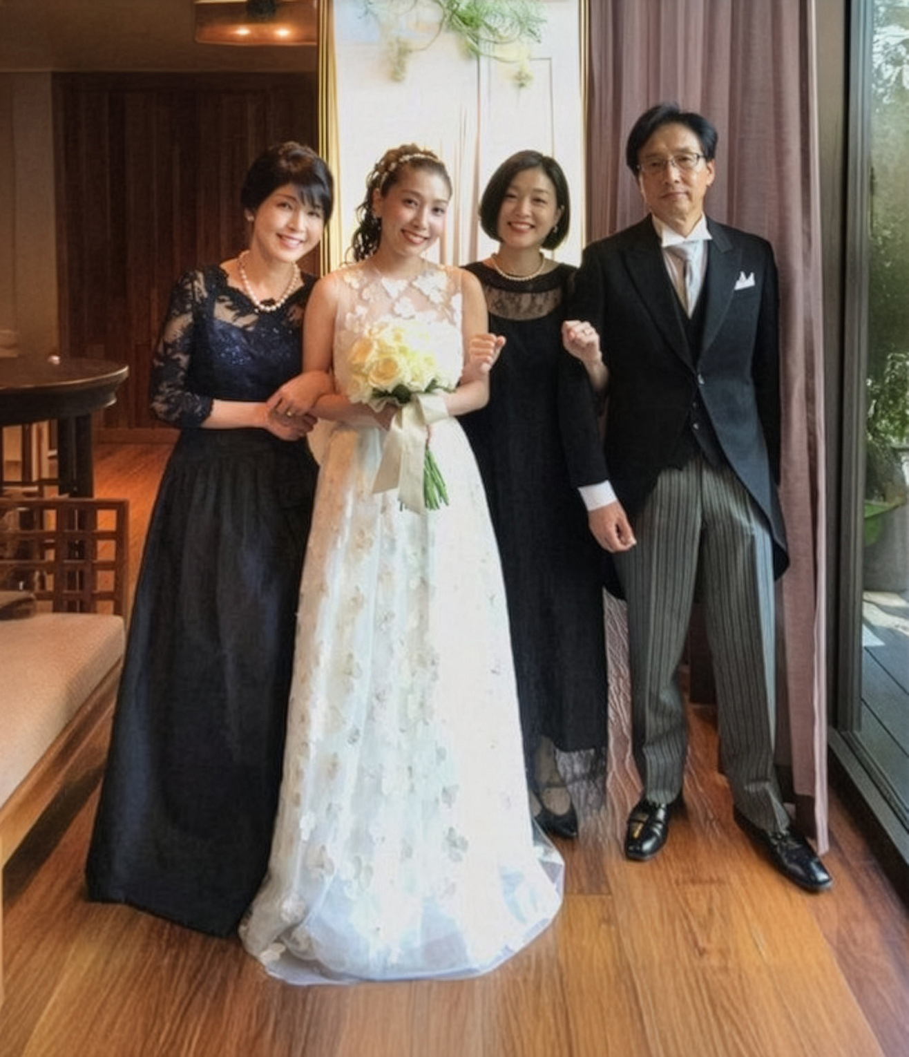 実際の結婚式 母親 フォーマルドレスL072ネイビー